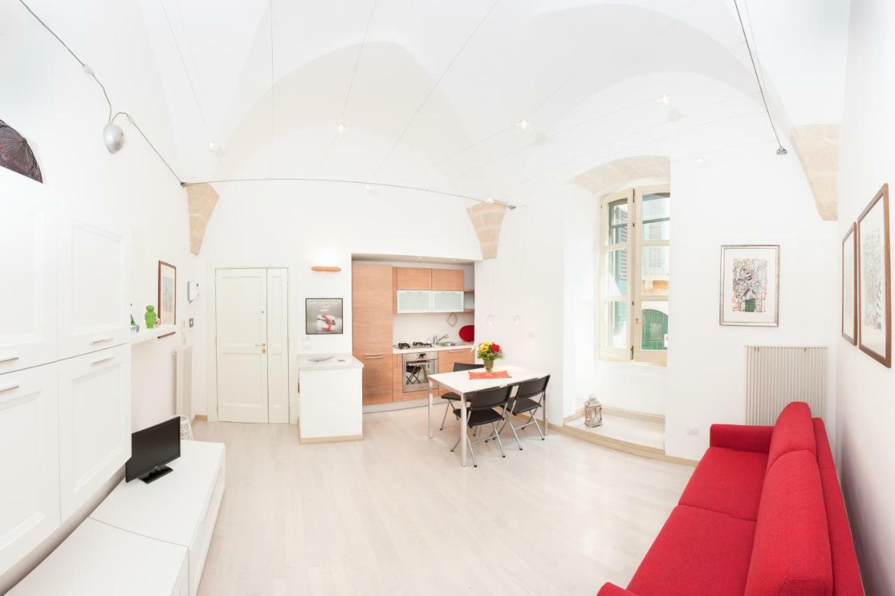 La Piccola Dimora Dell' Alcantarine Apartment Lecce Ngoại thất bức ảnh